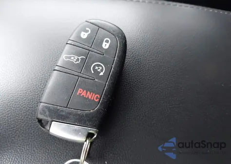 2018 Jeep Grand Cherokee Altitude 4X4 z USA, uszkodzony, nr VIN 1C4RJFAG5JC118595